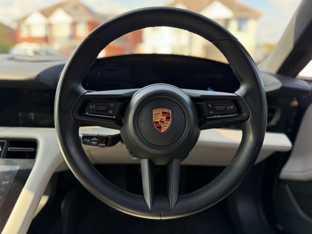 Porsche Taycan Performance Plus 93.4Kwh Gts Grey #15