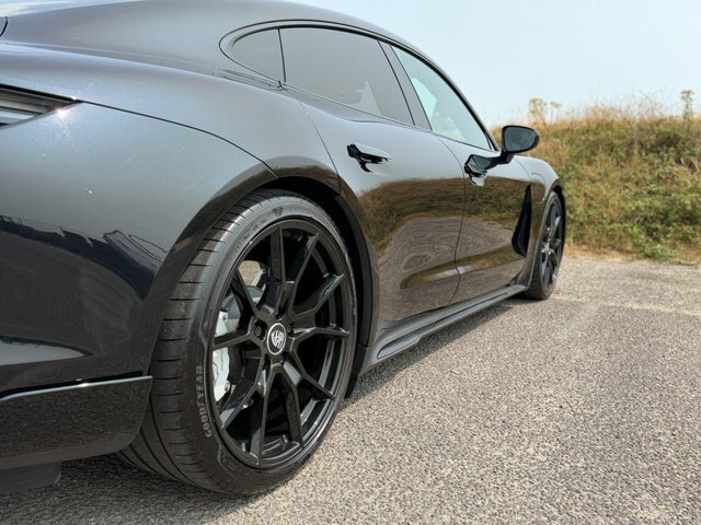 Porsche Taycan Performance Plus 93.4Kwh Gts Grey #48