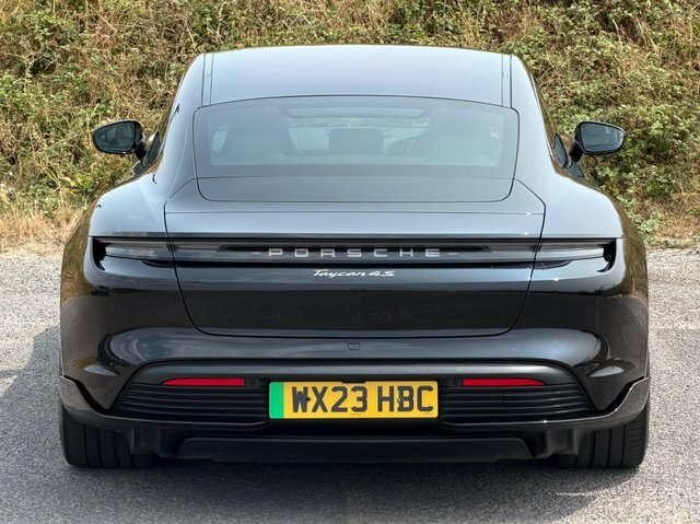 Porsche Taycan Performance Plus 93.4Kwh Gts Grey #40