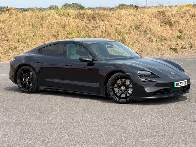 Porsche Taycan Performance Plus 93.4Kwh Gts Grey #31