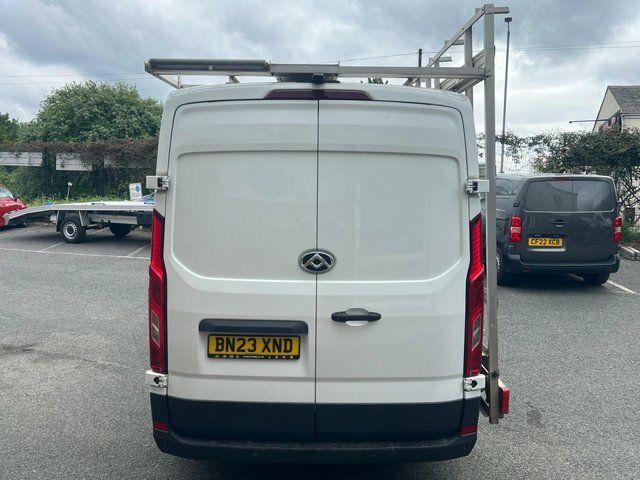 Maxus Deliver 9 D20 Panel Van BN23XND White #5
