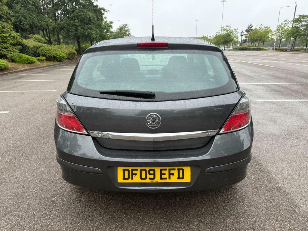 Vauxhall Astra 1.6I 16V Club Hatchback 155 Gk Silver #5