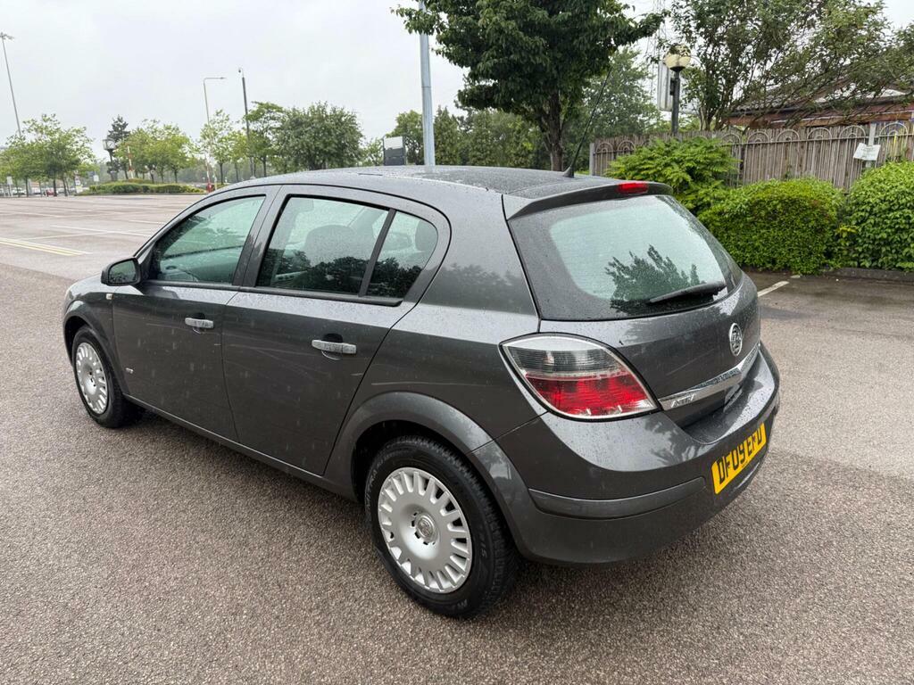 Vauxhall Astra 1.6I 16V Club Hatchback 155 Gk Silver #8