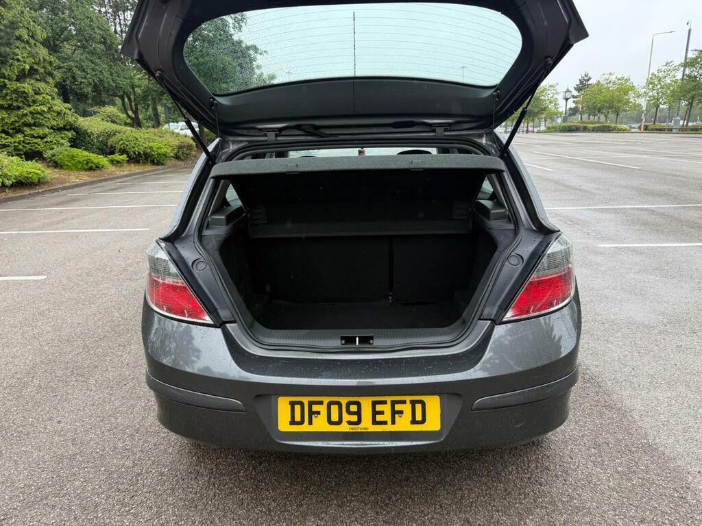 Vauxhall Astra 1.6I 16V Club Hatchback 155 Gk Silver #6