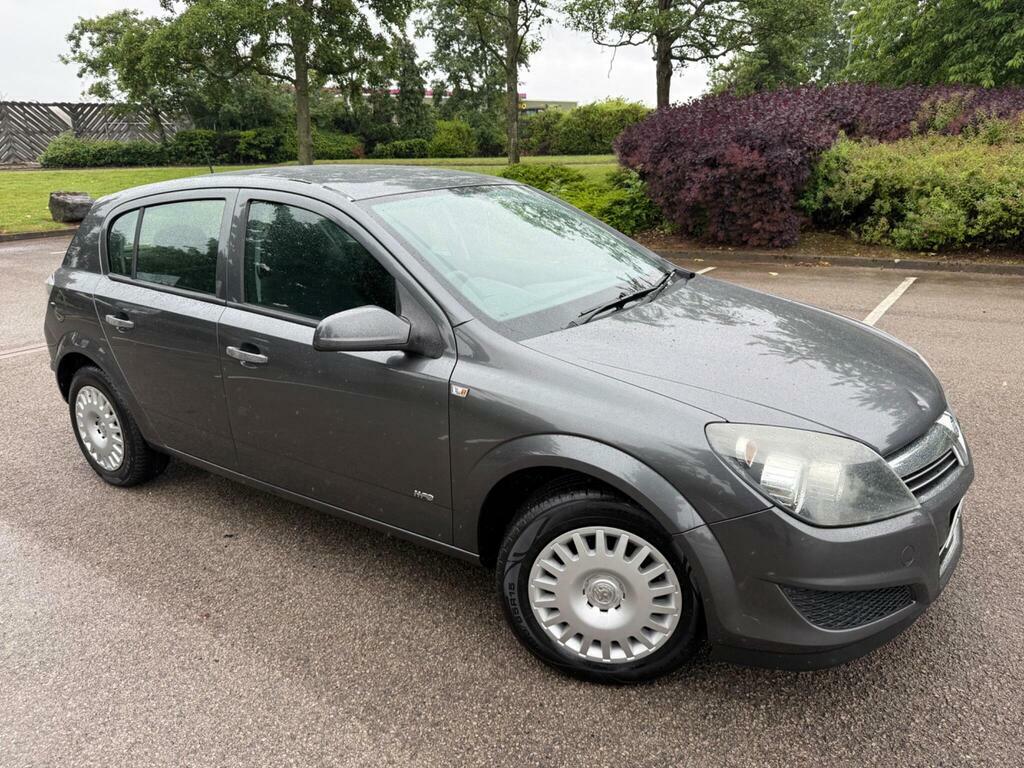 Vauxhall Astra 1.6I 16V Club Hatchback 155 Gk Silver #1