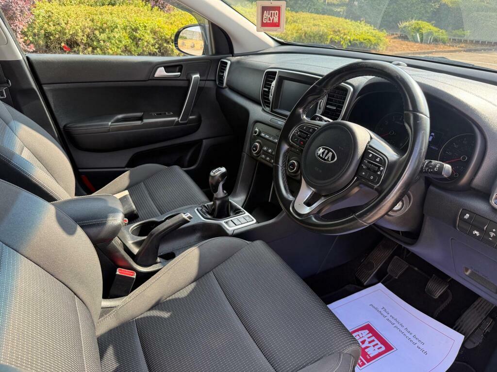 Kia Sportage 1.6 Gdi 2 Suv Euro 6 Ss 130 White #13