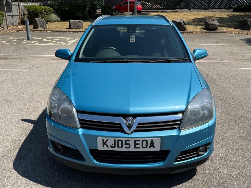 Vauxhall Astra Hatchback Silver #10