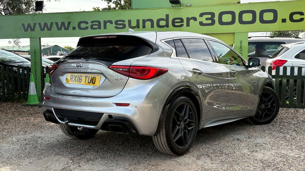 Infiniti Q30 2.2D Sport Dct Awd Euro 6 Ss Silver #6