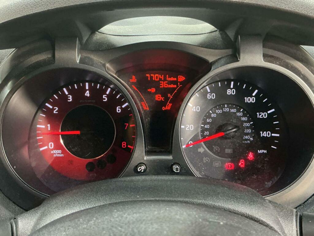 Nissan Juke 1.6 Acenta Suv Euro 5 Ss 117 Black #8