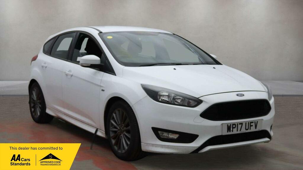 Ford Focus 1.0T Ecoboost St-line Euro 6 Ss White