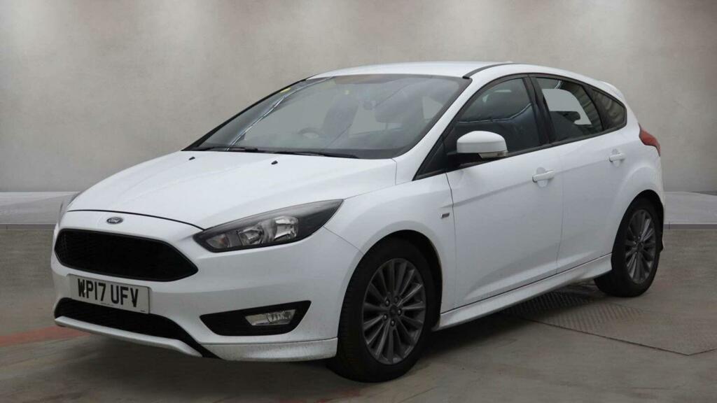 Ford Focus 1.0T Ecoboost St-line Euro 6 Ss WP17UFV White #5