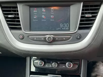 Vauxhall Grandland X 1.2L Sport Nav Black #2