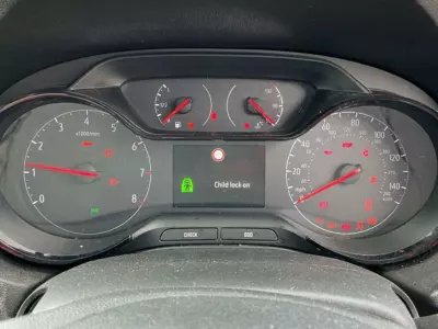 Vauxhall Grandland X 1.2L Sport Nav Black #8