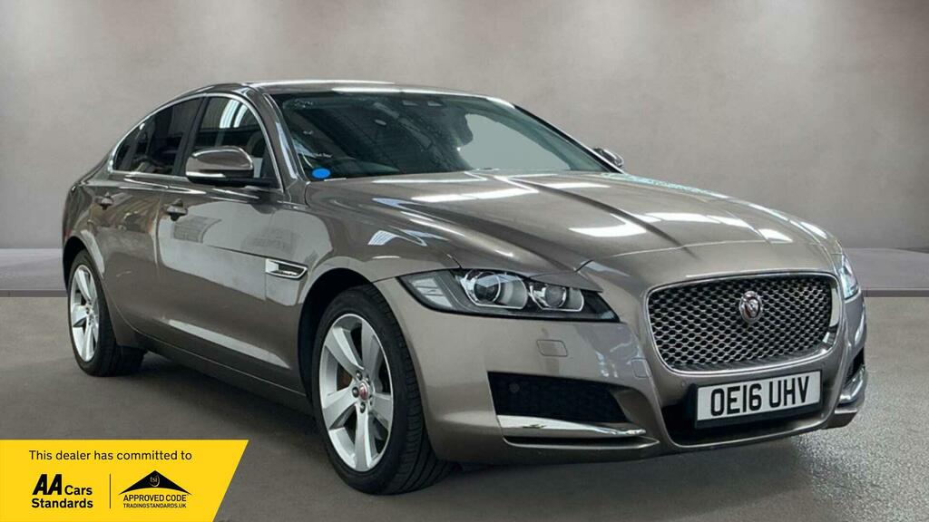 Jaguar XF Portfolio Brown