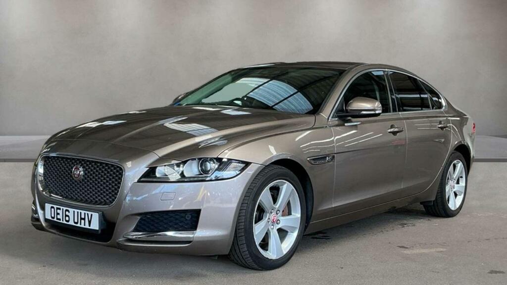 Jaguar XF Portfolio Brown #5