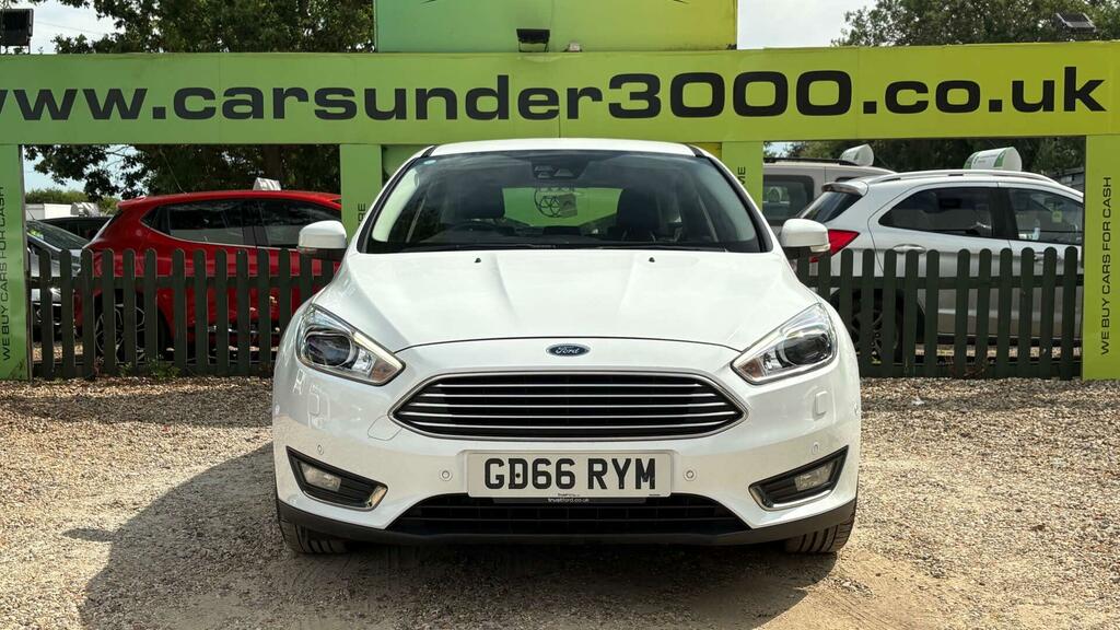 Ford Focus 1.0T Ecoboost Titanium X Euro 6 Ss White #2
