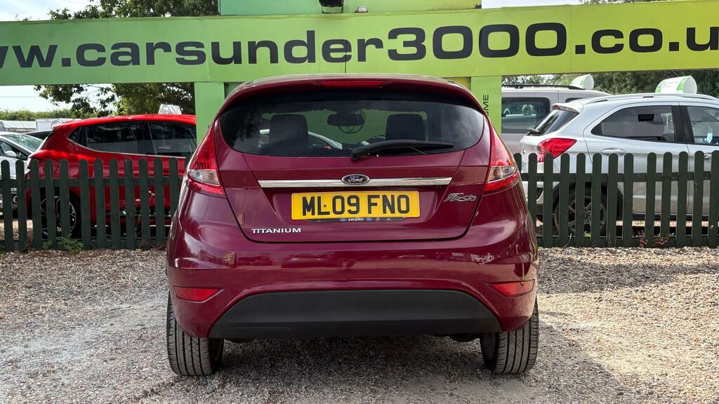 Ford Fiesta 1.4 Titanium ML09FNO Red #5