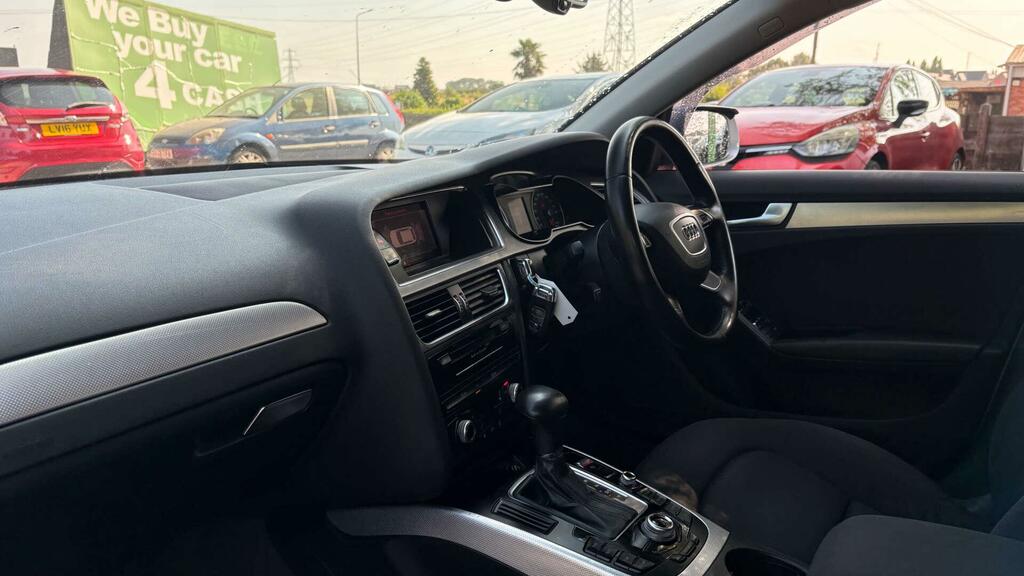 Audi A4 Avant 2L Avant Tdi Se Red #14