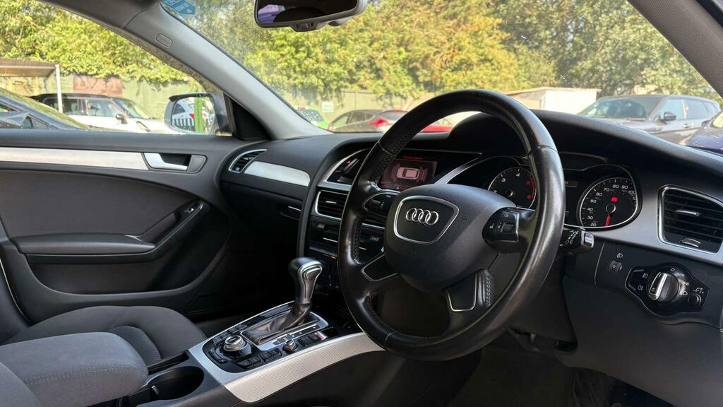 Audi A4 Avant 2L Avant Tdi Se Red #7