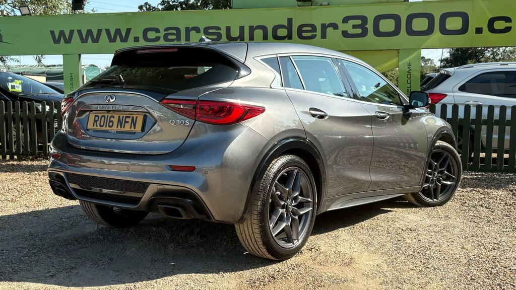 Infiniti Q30 2.2D Sport Dct Awd Euro 6 Ss Grey #6