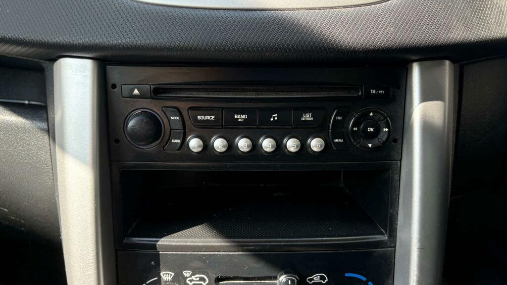 Peugeot 207 Active Hdi Black #23