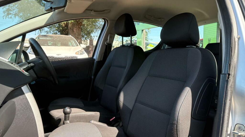 Peugeot 207 Active Hdi Black #13