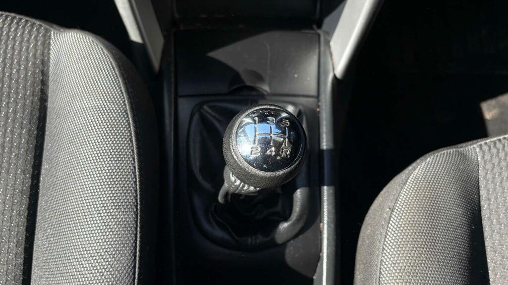 Peugeot 207 Active Hdi Black #25