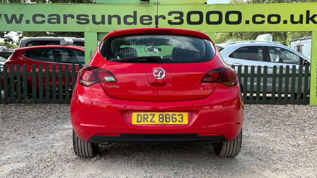 Vauxhall Astra Sri Red #5