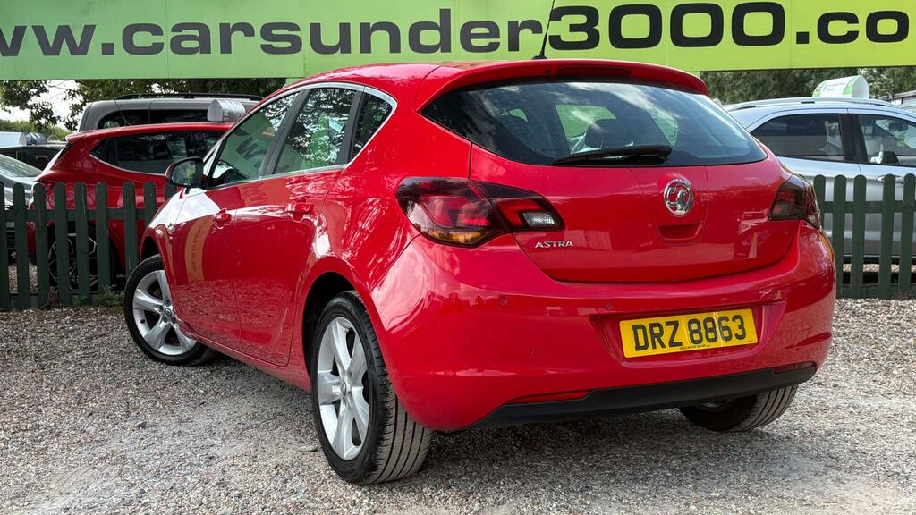 Vauxhall Astra Sri Red #4