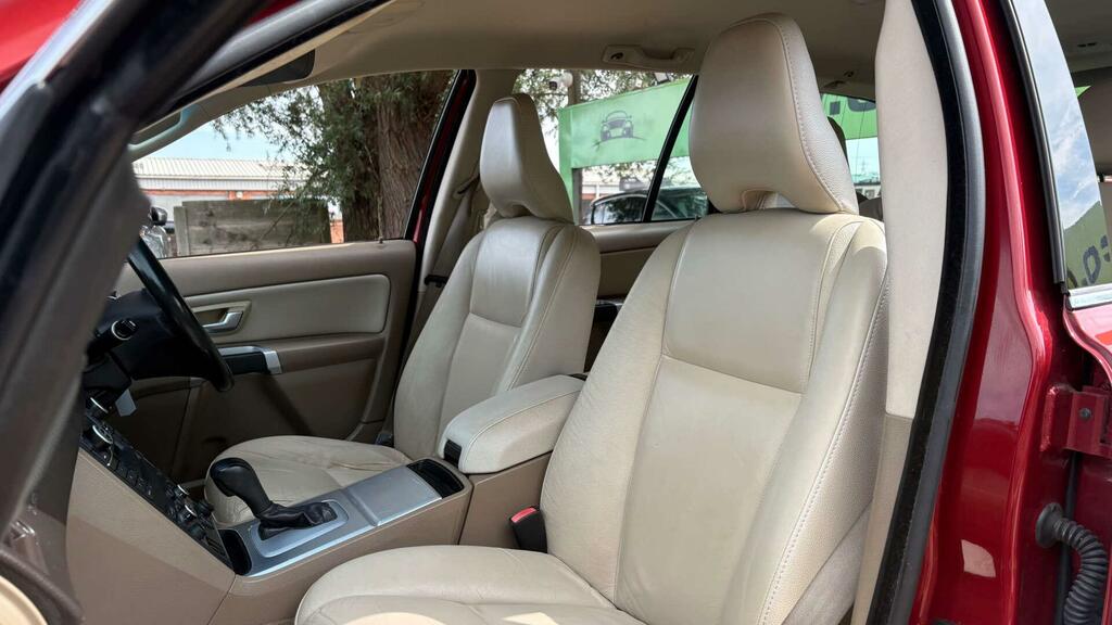 Volvo XC90 White #14