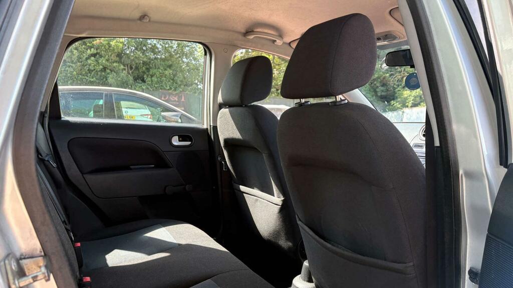 Ford Fiesta 1.4 Zetec Climate Blue #9