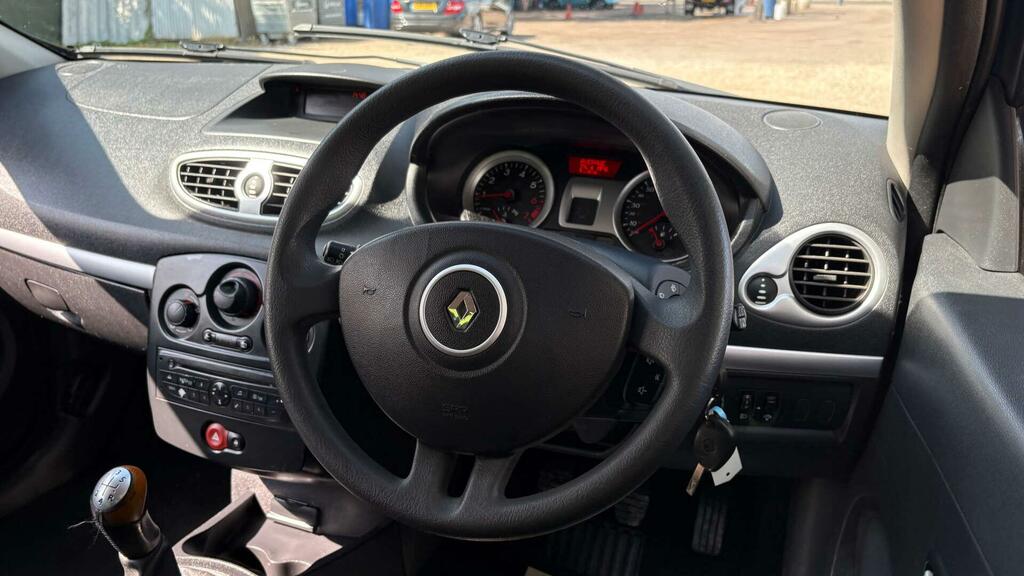 Renault Clio I-music 1.2 Black #14