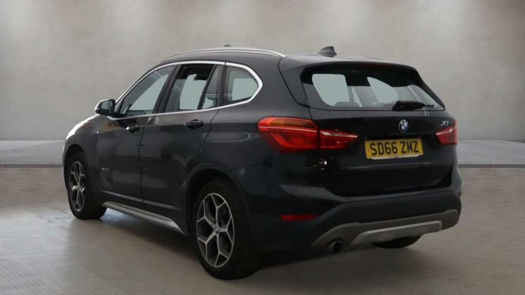 BMW X1 Xline Black #6