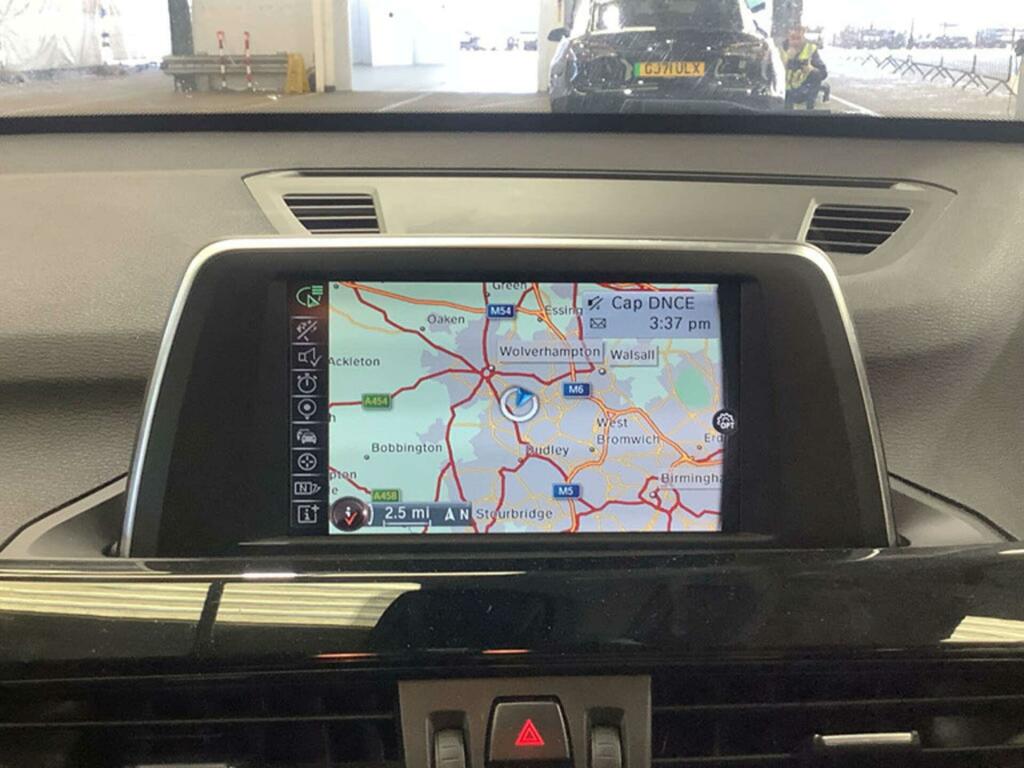 BMW X1 Xline Black #4