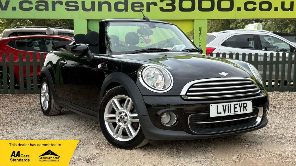 Mini Convertible 1.6 Cooper Steptronic Euro 5 Black