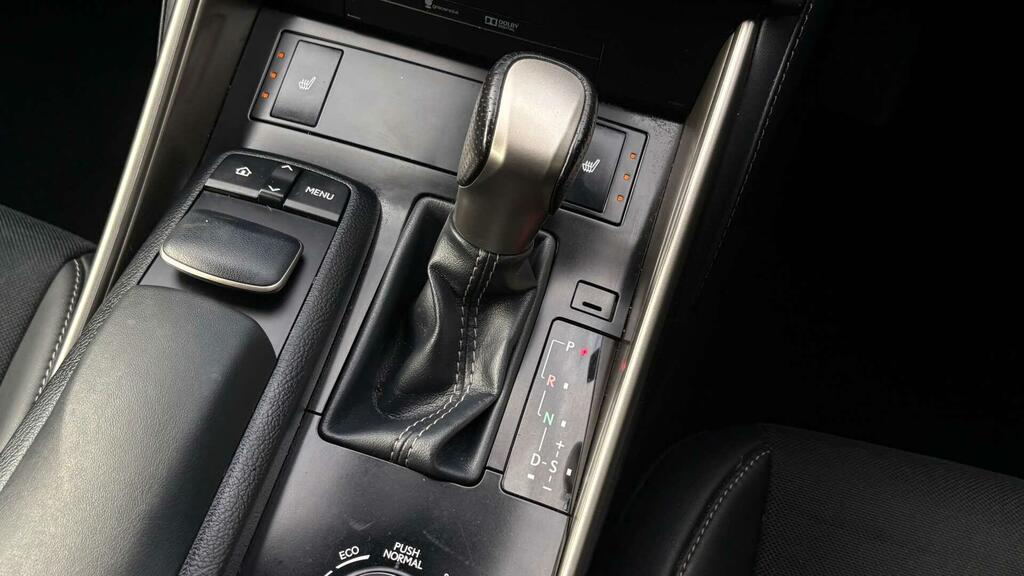Lexus IS 250 F-sport Grey #40