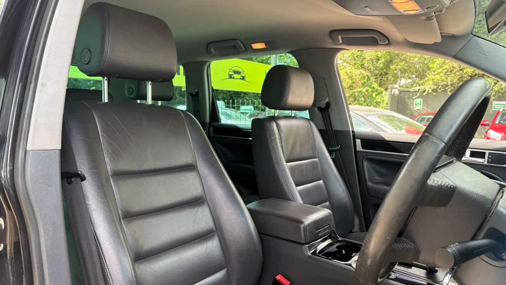 Volkswagen Touareg Altitude Blue #8