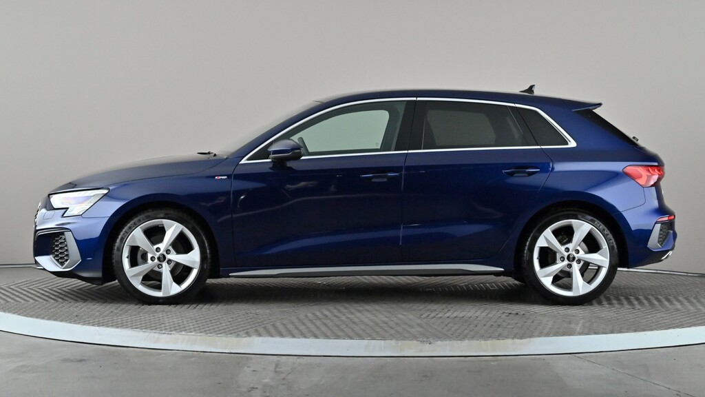 Audi A3 30 Tfsi S Line S Tronic Blue #3