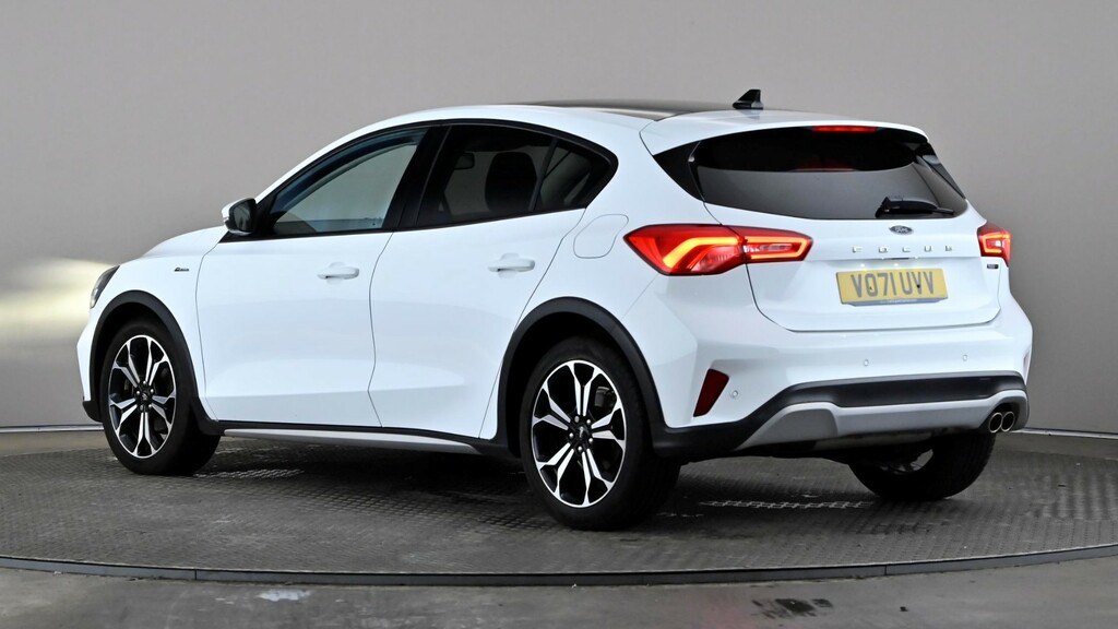 Ford Focus 1.0 Ecoboost Hybrid Mhev 125 Active X Edition White #4