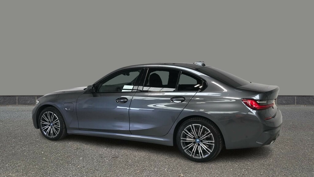 BMW 3 Series 330E M Sport Step AP22FVH Grey #4