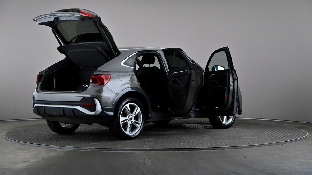 Audi Q3 Audi Sportback 35 Tfsi S Line S Tronic Leathe Black #12