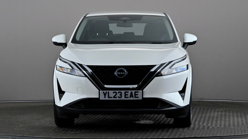 Nissan Qashqai 1.3 Dig-t Mh Acenta Premium YL23EAE White #2