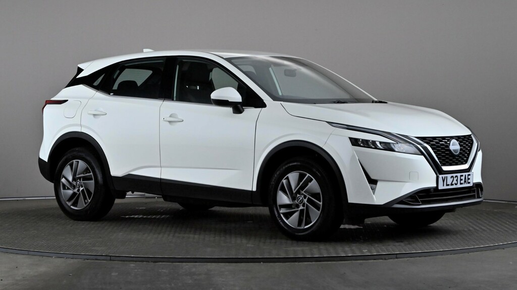 Nissan Qashqai 1.3 Dig-t Mh Acenta Premium White