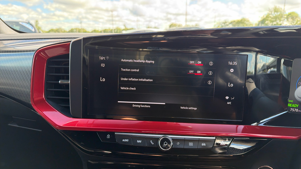 Vauxhall Mokka-e 50Kwh Gs Suv 136 Ps Black #25
