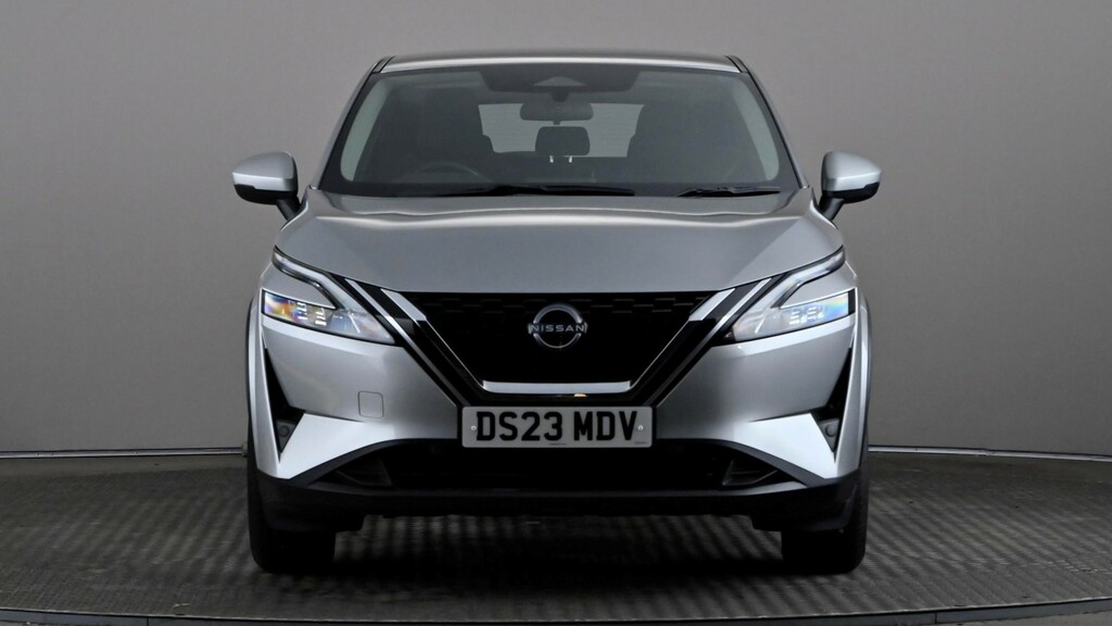 Nissan Qashqai 1.3 Dig-t Mh 158 Acenta Premium Xtronic DS23MDV Silver #2