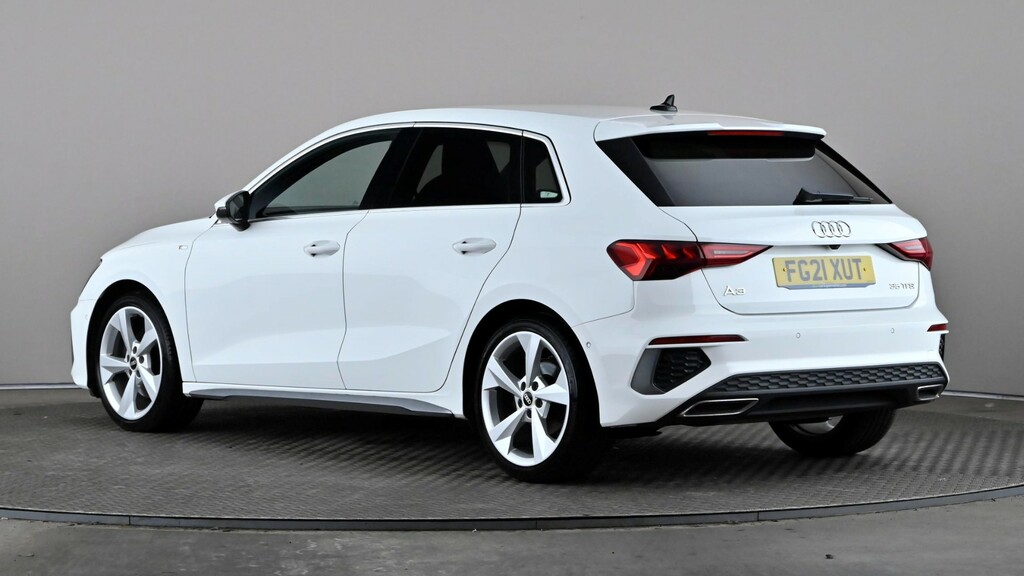 Audi A3 35 Tfsi S Line S Tronic FG21XUT White #4
