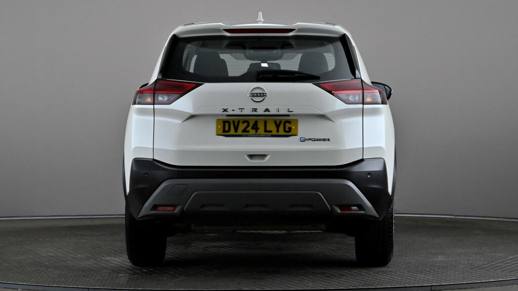 Nissan X-Trail 1.5 E-power 204 Acenta Premium Xtronic White #5