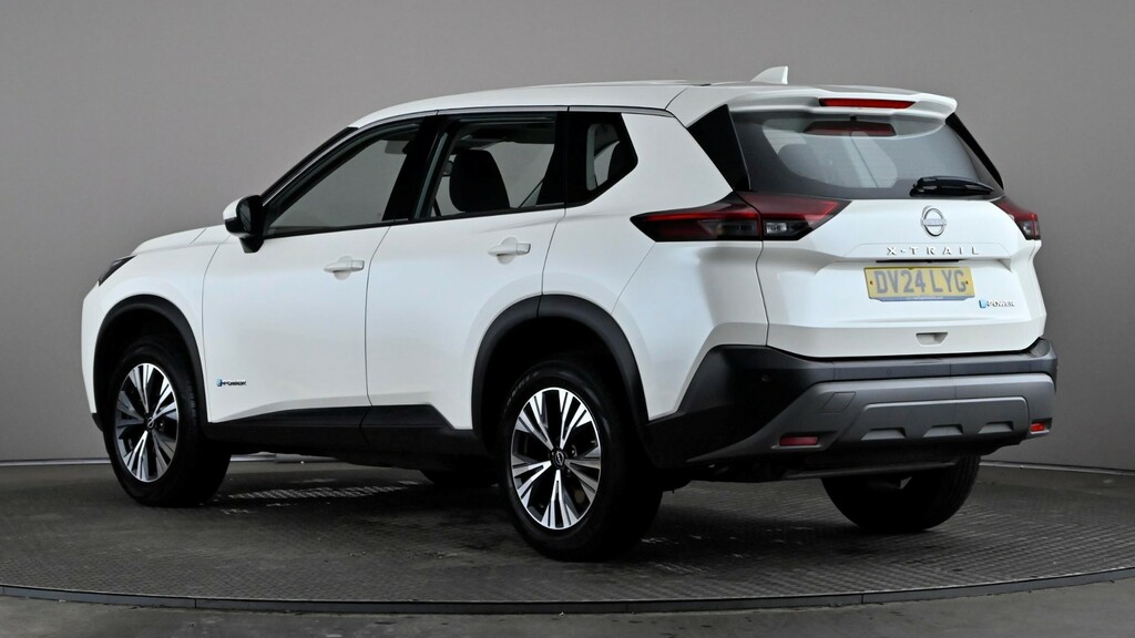 Nissan X-Trail 1.5 E-power 204 Acenta Premium Xtronic White #4