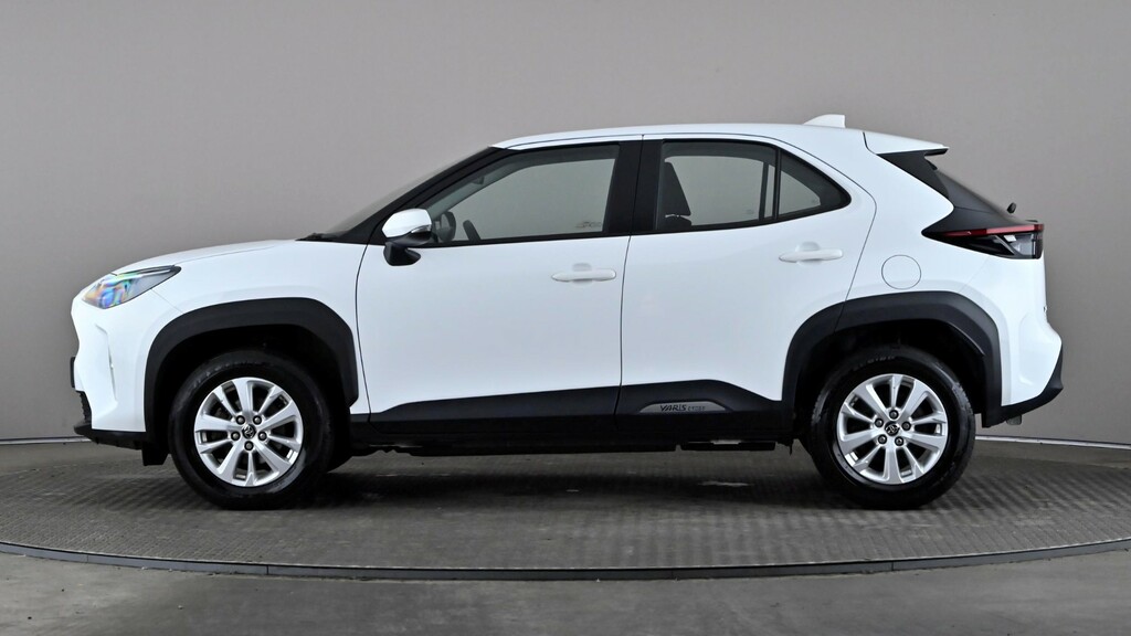 Toyota Yaris Cross 1.5 Hybrid Icon Cvt LV74VZS White #3