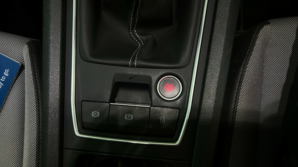 Seat Leon 1.4 12.8Kwh Fr Estate Plug-in Hybrid Ds Red #25